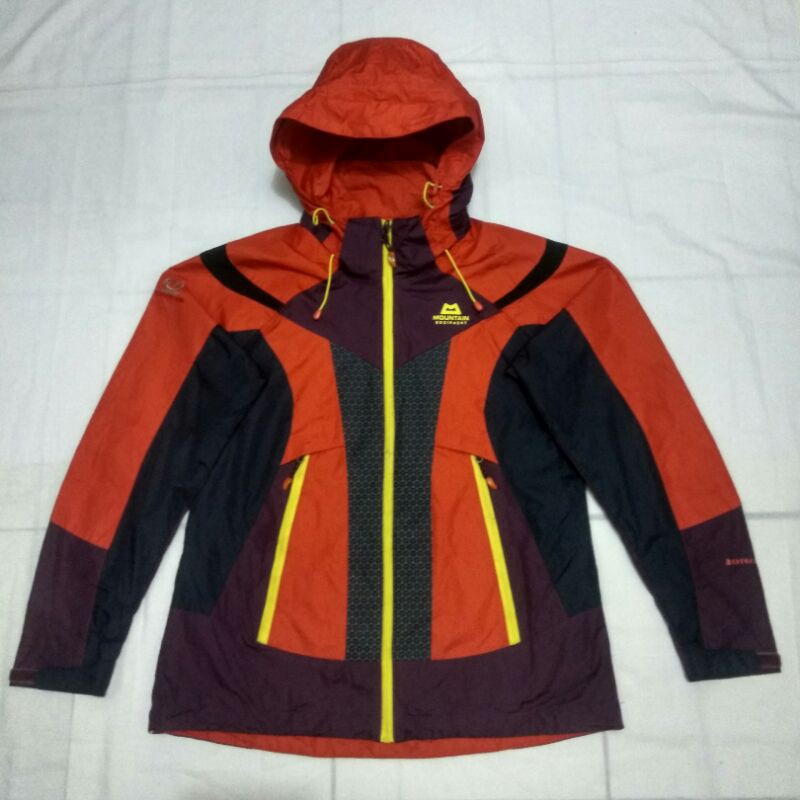 JAKET MOUNTAIN EQUIPMENT