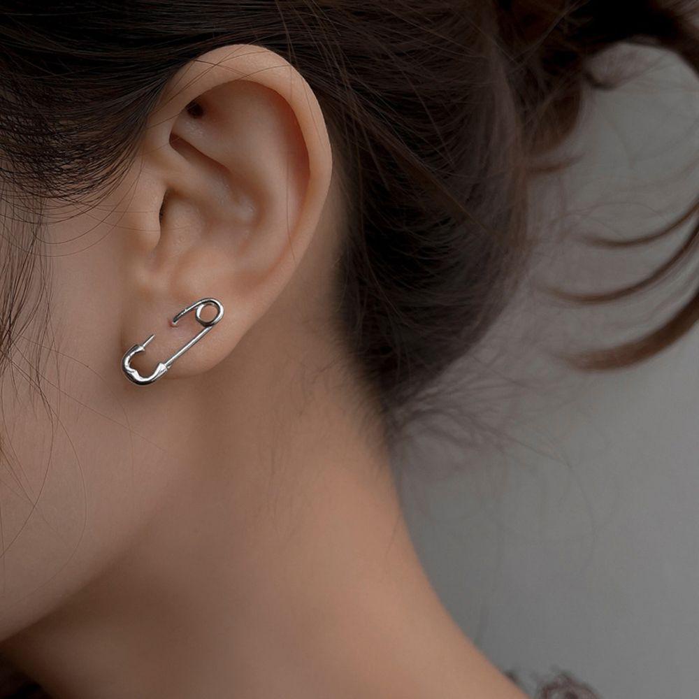 Anting Pin Gaya Gothic Korea Untuk Wanita