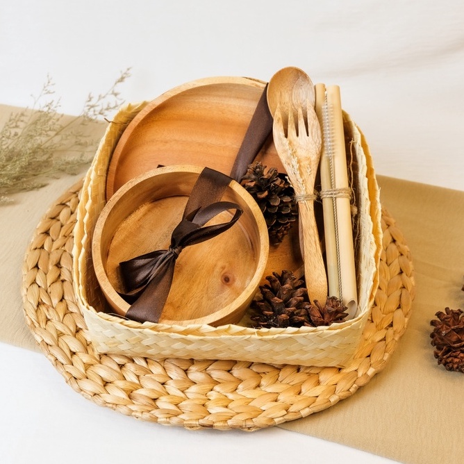 

JUNA / Hampers Kayu / Hampers Lebaran / Hampers Wedding / Kado Ulang Tahun / Hampers Ramadhan