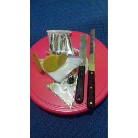 

KUE-PENGHIAS-ALAT- PAKET DEKORASI KUE, SPUIT KUE, ALAT PENGHIAS KUE TERLENGKAP -ALAT-PENGHIAS-KUE.