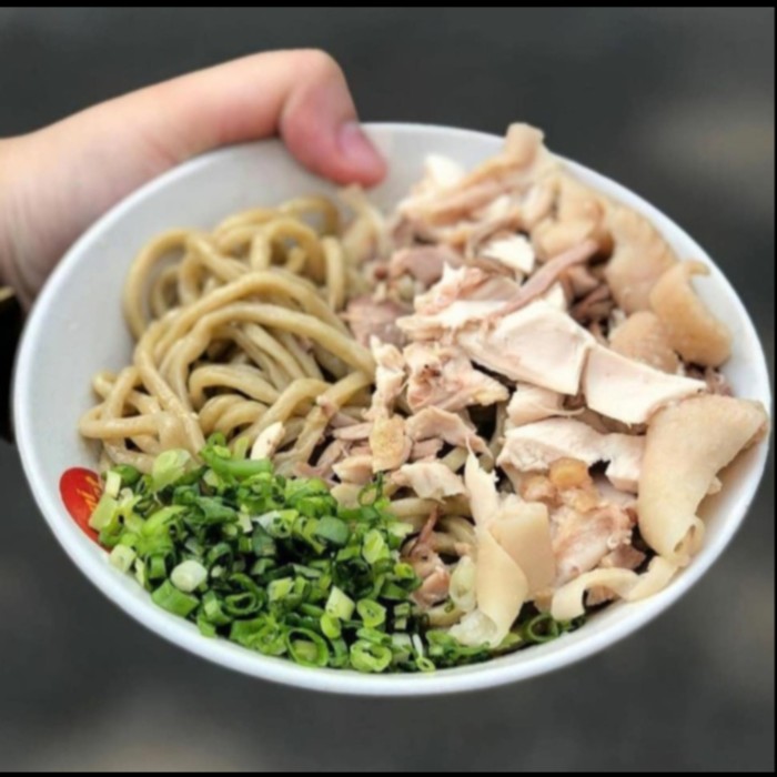 

Bakmi Ayam Karet On The Go Frozen by Bakmi Karet Krekot HALAL