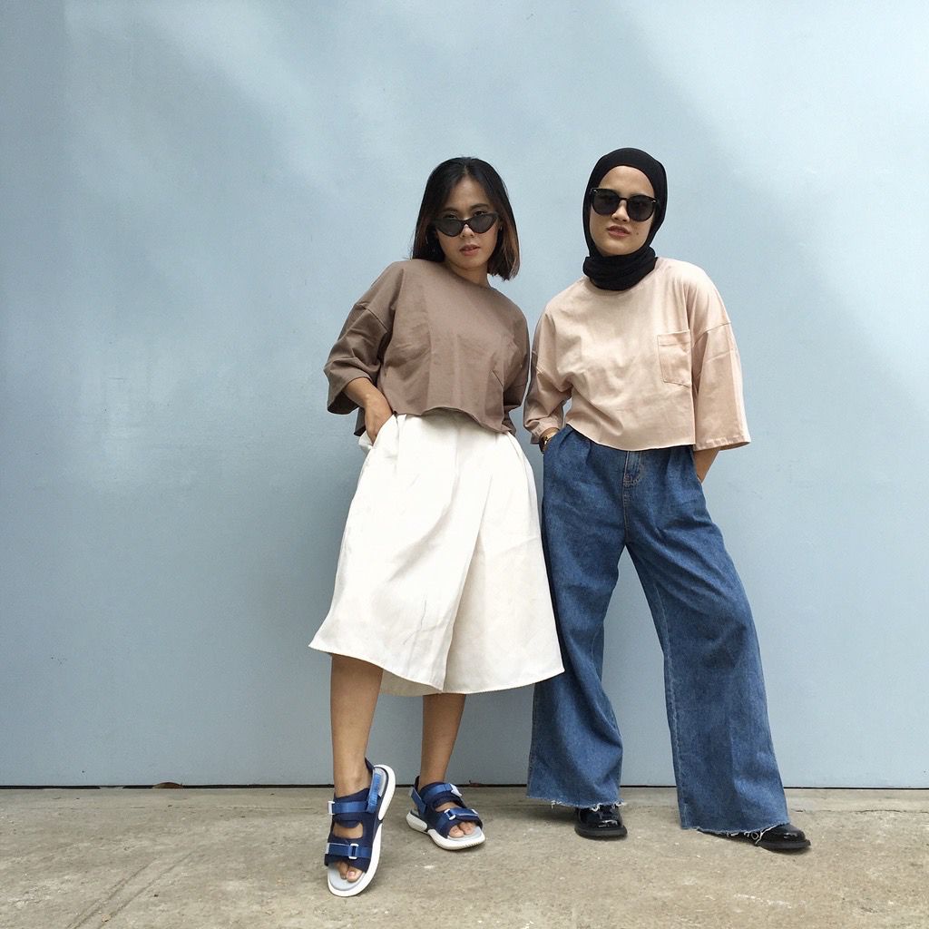 BEFAST - ZEC OOTD Wanita Kaos Crop IFFAH / Oversize Crop VarelOversize Crop Varel / Kaos Crop Lengan Panjang / Atasan Wanita Crop / Atasa Crop Style Korean Kekinian / Kaos Crop Remaja Polos / Kaos Crop Keluaran Terbaru