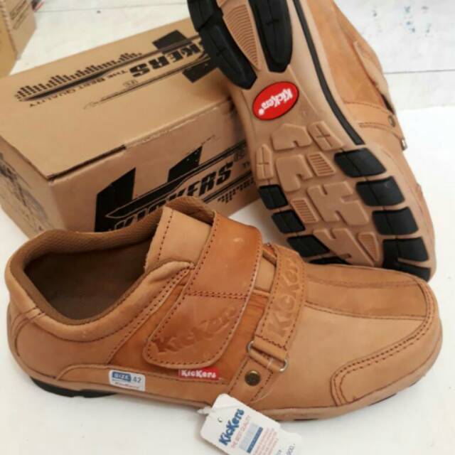 Sepatu Kickers casual pria/sepatu Kickers pria termurah/sepatu Kickers terfavorit pria