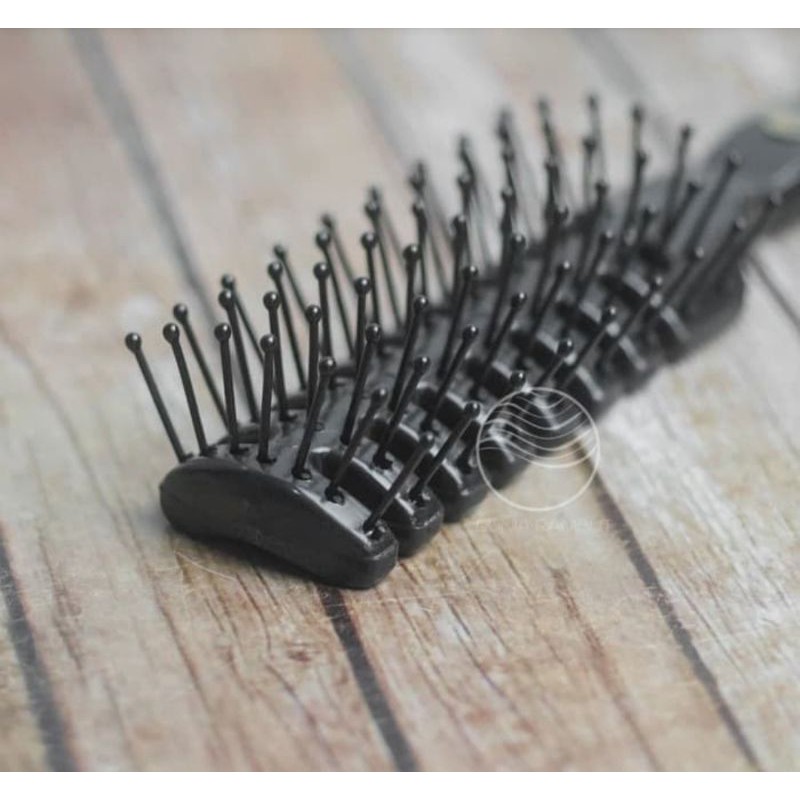 SISIR COMB BRUSH VENT CAKAR SERATON - SISIR SERATON