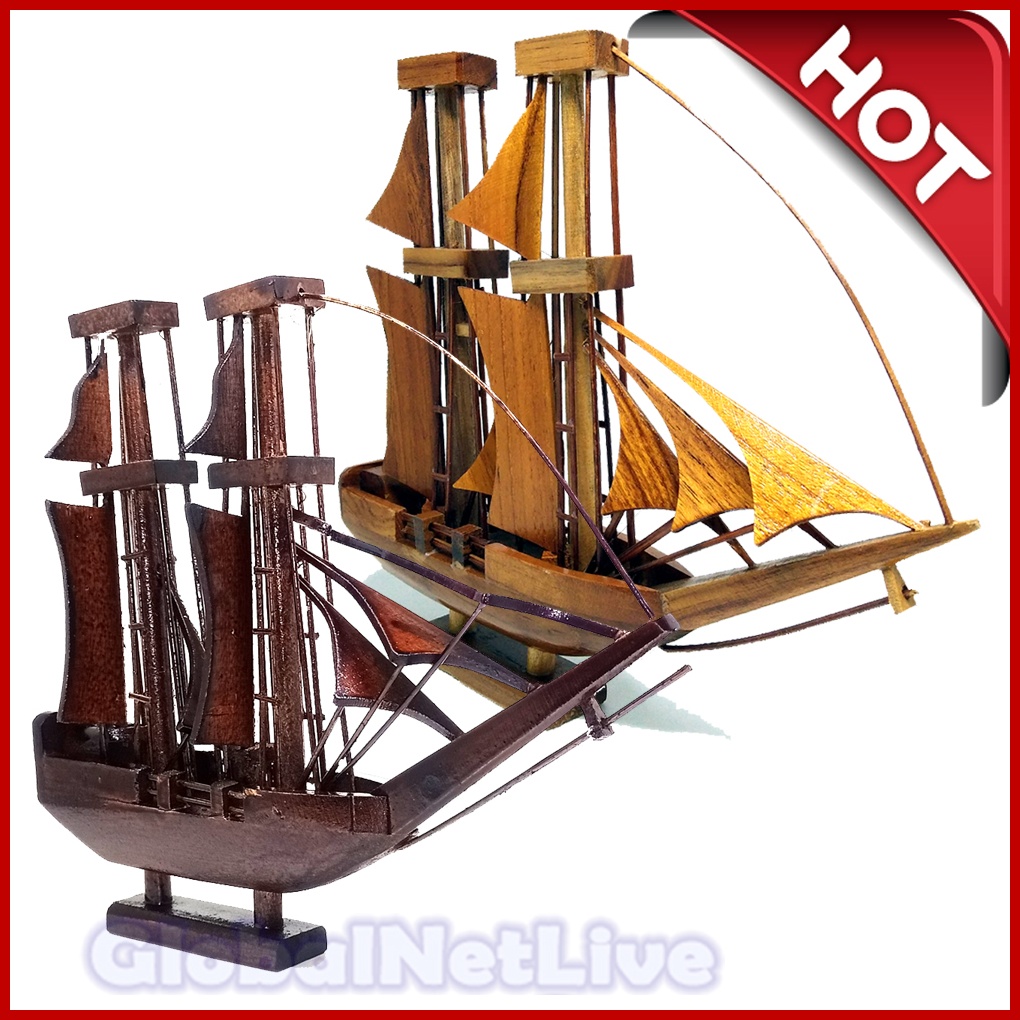 Miniatur Kapal Pinisi Kayu Jati