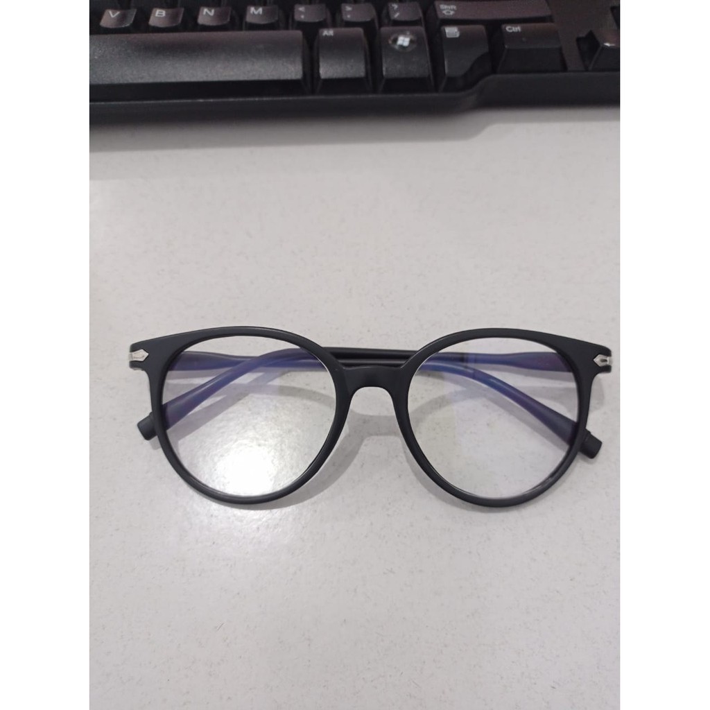 ⭐Gogoland⭐ R087 Kacamata Anti Radiasi Fashion Wanita Pria Frame Ringan Korea Design Lensa Transparan-HITAM KABUT