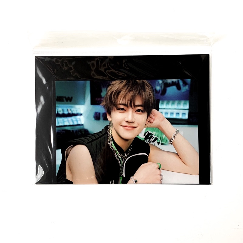 NCT DREAM GLITCH ARCADE CENTER POP-UP STORE - Postcard