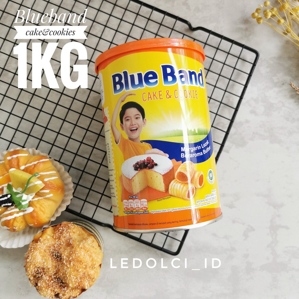 

BLUE BAND BLUEBAND CAKE & COOKIE CAKE AND COOKIE KALENG 1 KG