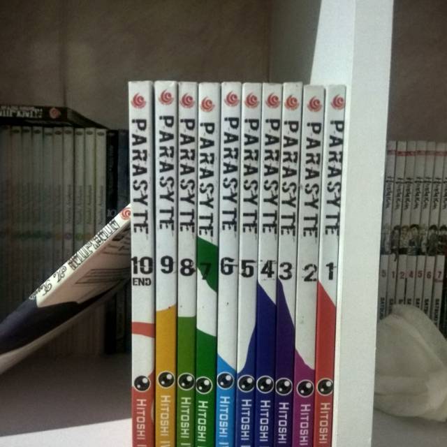 Komik Parasyte (volume 1-10 end)