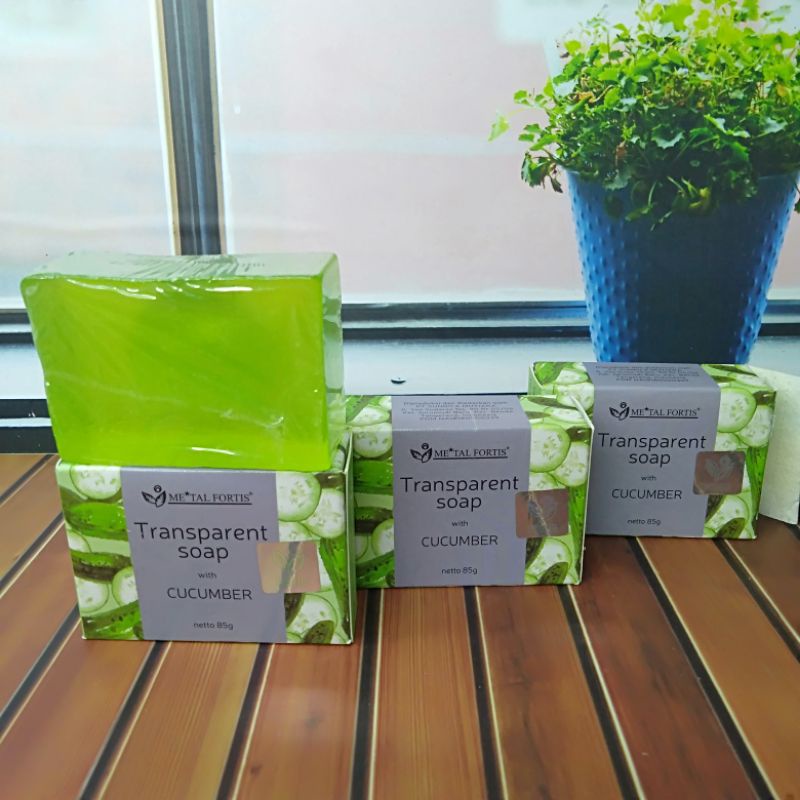 Transparant Soap Whit Cucumber // Sabun Timun