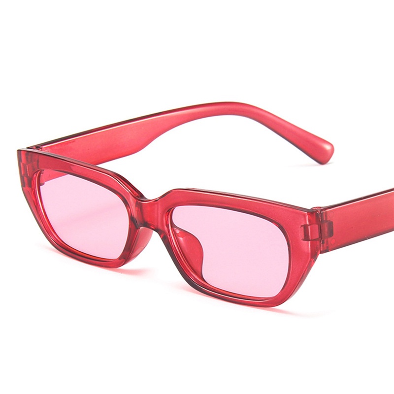 Kacamata Poligonal Warna Permen Gaya Retro Untuk Dekorasi