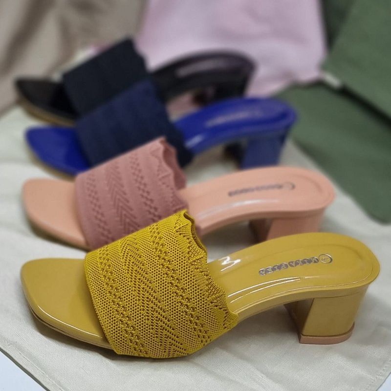 Sepatu selop rajut hak Tahu 5 CM heels import..