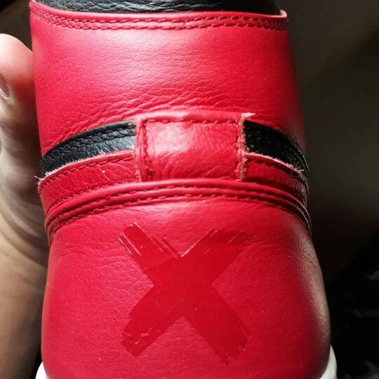 AIR JORDAN 1 BANNED 2011