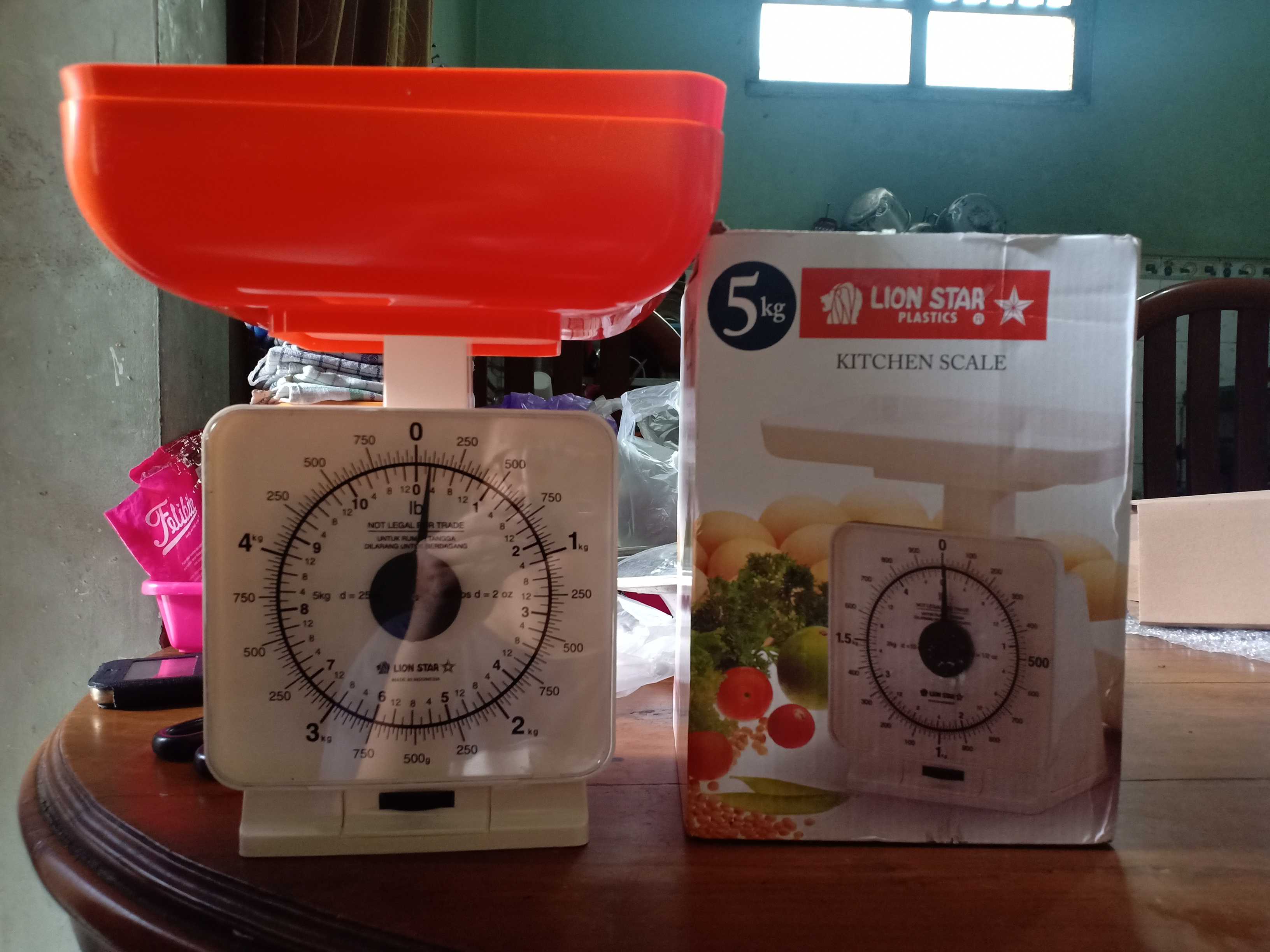 Timbangan Dapur Lion Star Kitchen Scale 5kg Ks-3 Timbangan Tepung Dan Gula Bpa Free Murah