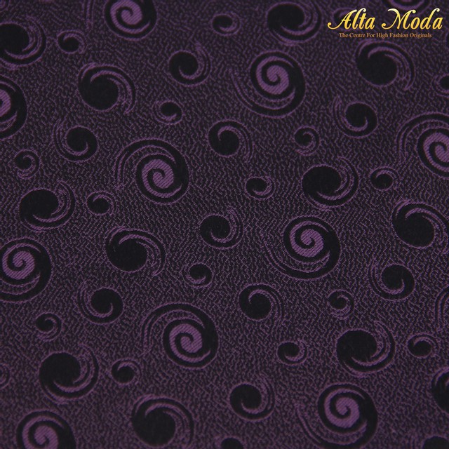 

Alta Moda Jacquard Ungu Motif Spiral (1M)