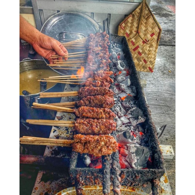 

Sate Buntel Pak H.Kasdi