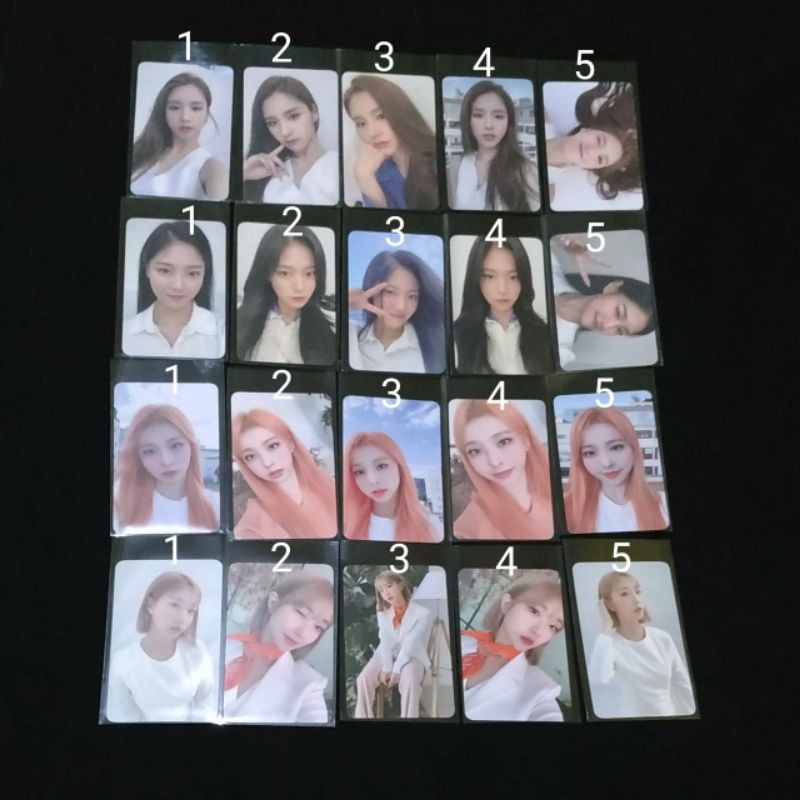 [RESTOCK] LOONA SEASON GREETINGS 2021 PHOTOCARD (HEEJIN, HYUNJIN, YEOJIN, VIVI)