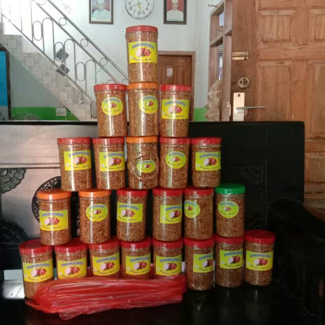 

Brambang goreng asli home made // tanpa tepung // asli brambang tanpa ada tambahan tepung /300 grm