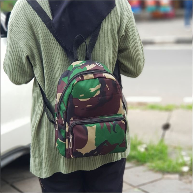 Cuci Gudang Tas ransel mini Tas backpack Wanita motif terbaru Ransel Wanita Polyster Fashion Tas Sekolah Siswa untuk Remaja Perempuan Ransel Wanita Warna Polos Kualitas Tas Muat Buku Tulis Travel Santai