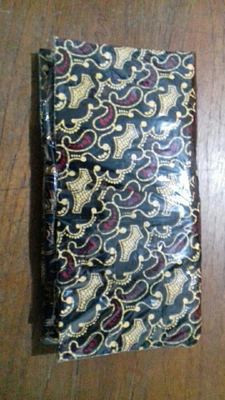 Maura Couple - Sania Ruffle Batik Couple Ori Ndoro Jowi Garansi Termurah Shopee -  Batik Modern Solo