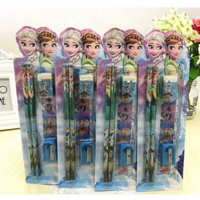 

SET PENSIL UNTUK ANAK SEKOLAH PERLENGKAPAN ALAT TULIS ANAK MOTIF KARTUN