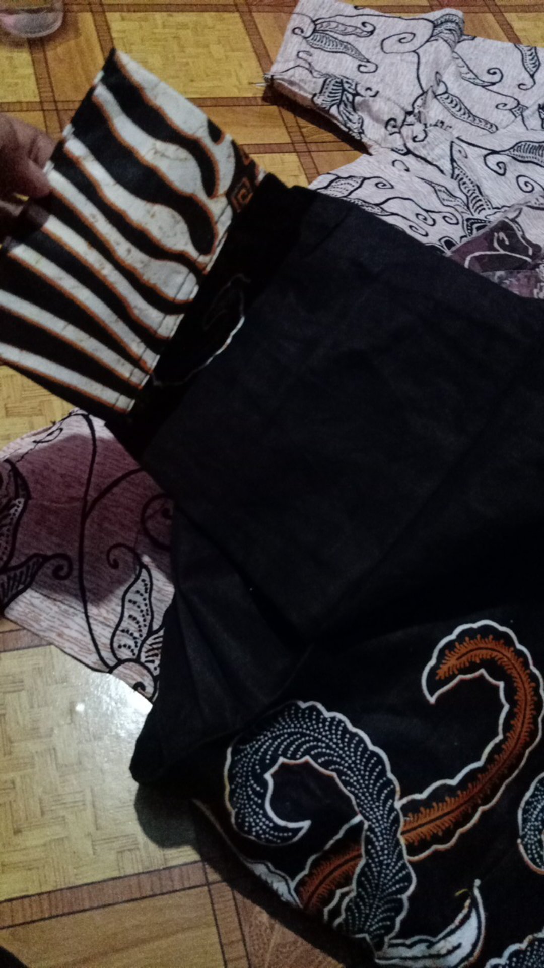 Maura Couple - Sania Ruffle Batik Couple Ori Ndoro Jowi Garansi Termurah Shopee - Kebaya Modern 2564