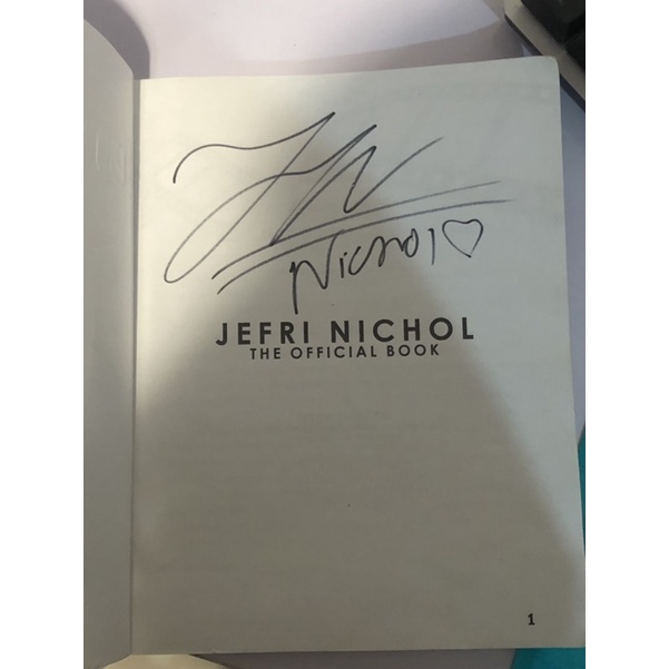 

The Official Book Jefri Nichol ( Ada Tanda Tangan )