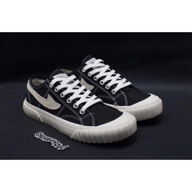 SEPATU CAMPUS SEMESTA LOW BLACK WHITE BNIB