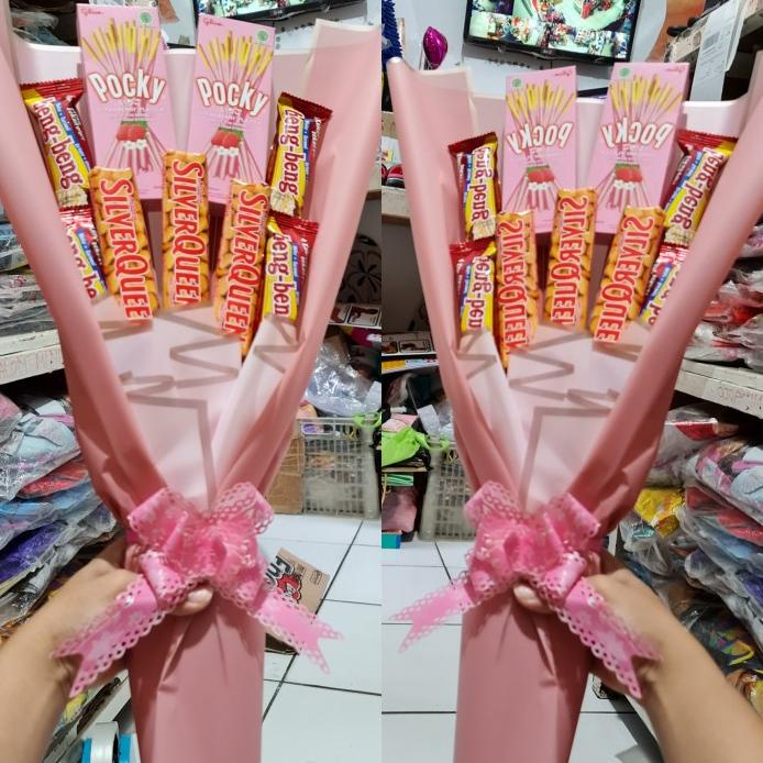 

Snack Buket Pink/ Hadiah Valentine/ Bouquet Coklat Diskon!! R33A