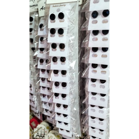 GROSIR ANTING TUSUK HITAM 24pcs DALAM SATU CARD ANTING PRIA WANITA