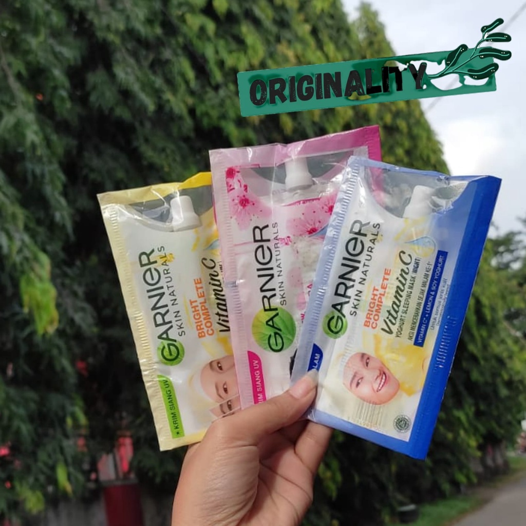 [ originality ] GARNIER SERUM CREAM SACHET / DAY CREAM / NIGHT CREAM / MOISTURIZER / PELEMBAB