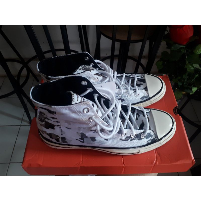 Converse sz 42 Courtlandt Black NEW