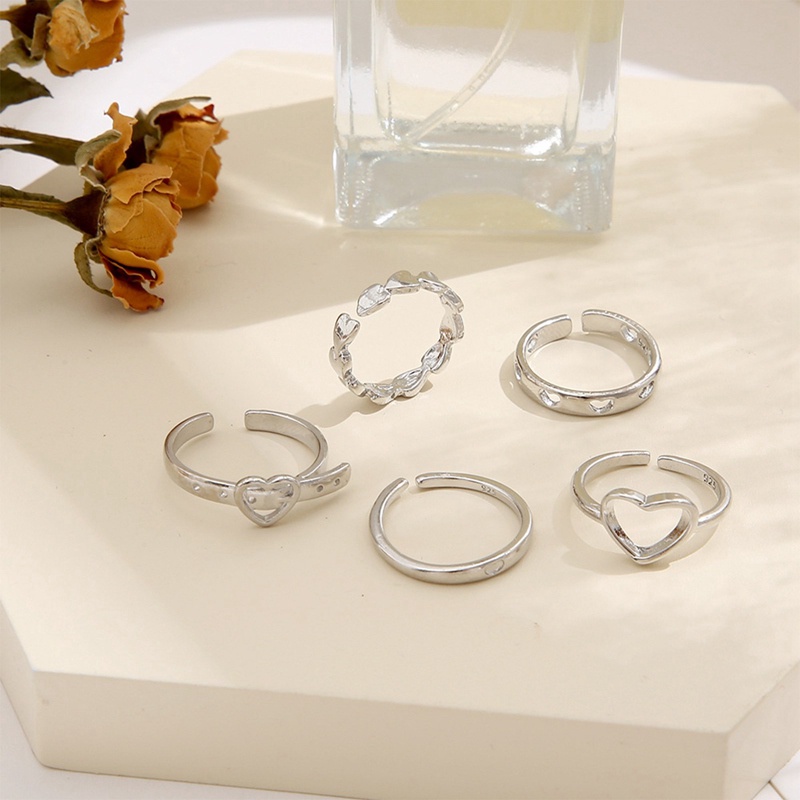 5pcs / Set Cincin Adjustable Bentuk Hati Warna Silver Gaya Punk Untuk Wanita