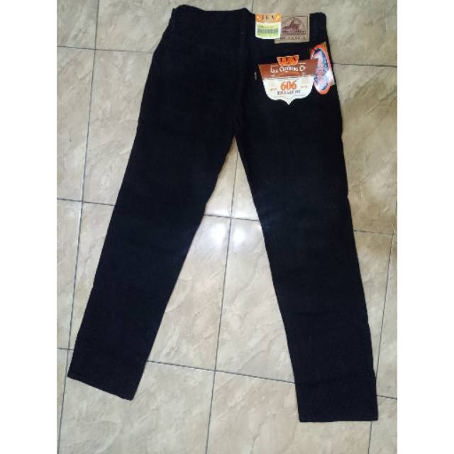 CElana jeans hitam LEA standard reguler original fit