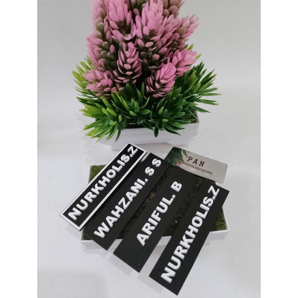 

Papan Nama Texs Timbull / Non Timbul Name Tag Id Card
