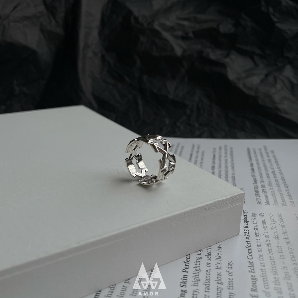 Cincin Model Terbuka adjustable Desain OFF White Panah Gaya hip-hop Eropa Amerika Untuk Pria