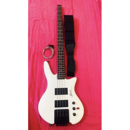 Steinberger Spirit XZ-2 Headless Bass (rare)