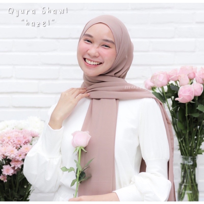 Itsmostly - Qyura Shawl-Hazel