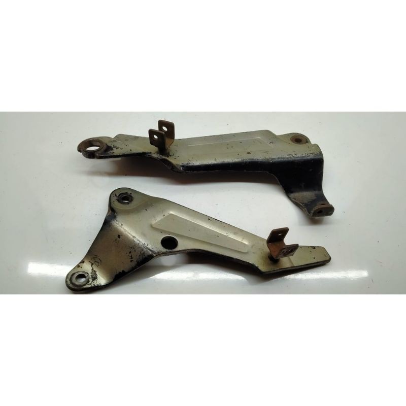 Dudukan footstep belakang shogun new shogun r 110