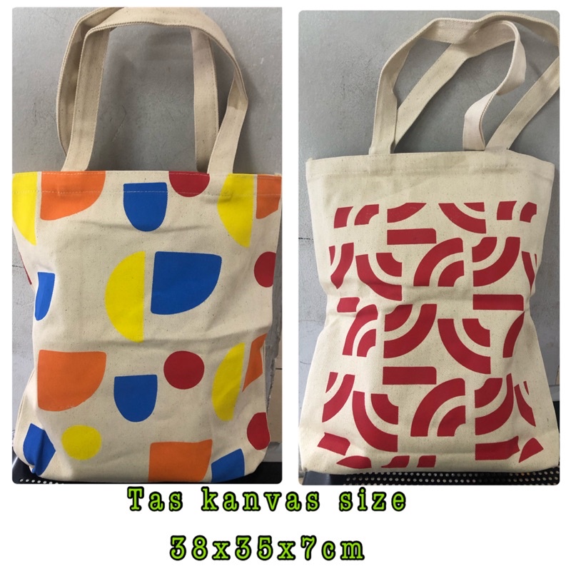 Tas canvas ukuran 35x8x38cm