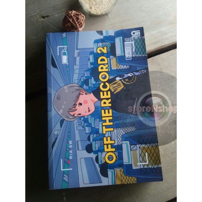 Ria SW Off the record 2 preloved