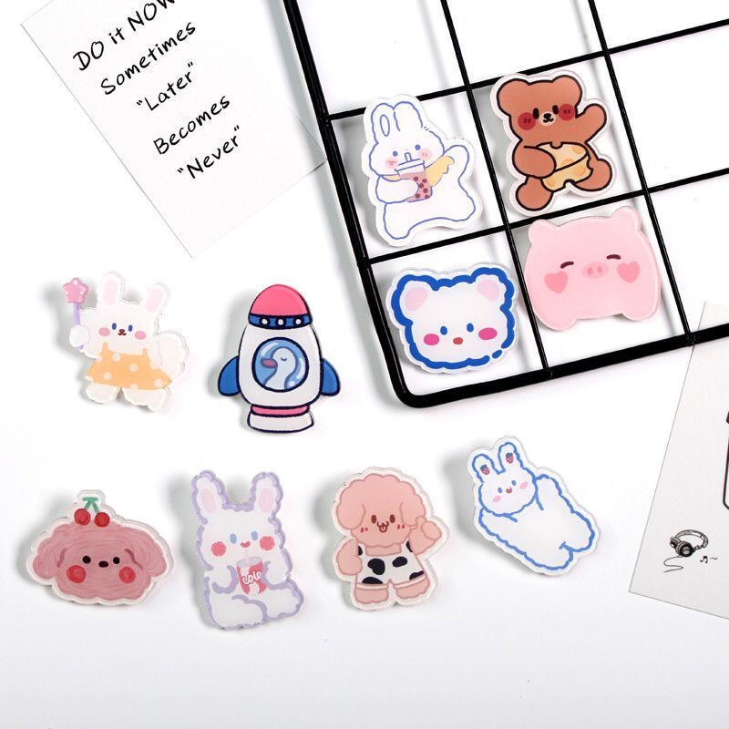 PIN Akrilik Karakter Aksesoris Tas