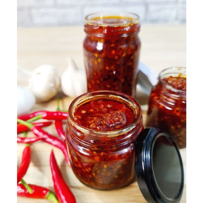 Sambal Gadjah : Ayam Geprek dan Pecel Ayam