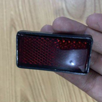 REFLEKTOR MATA KUCING MOTOR MERAH