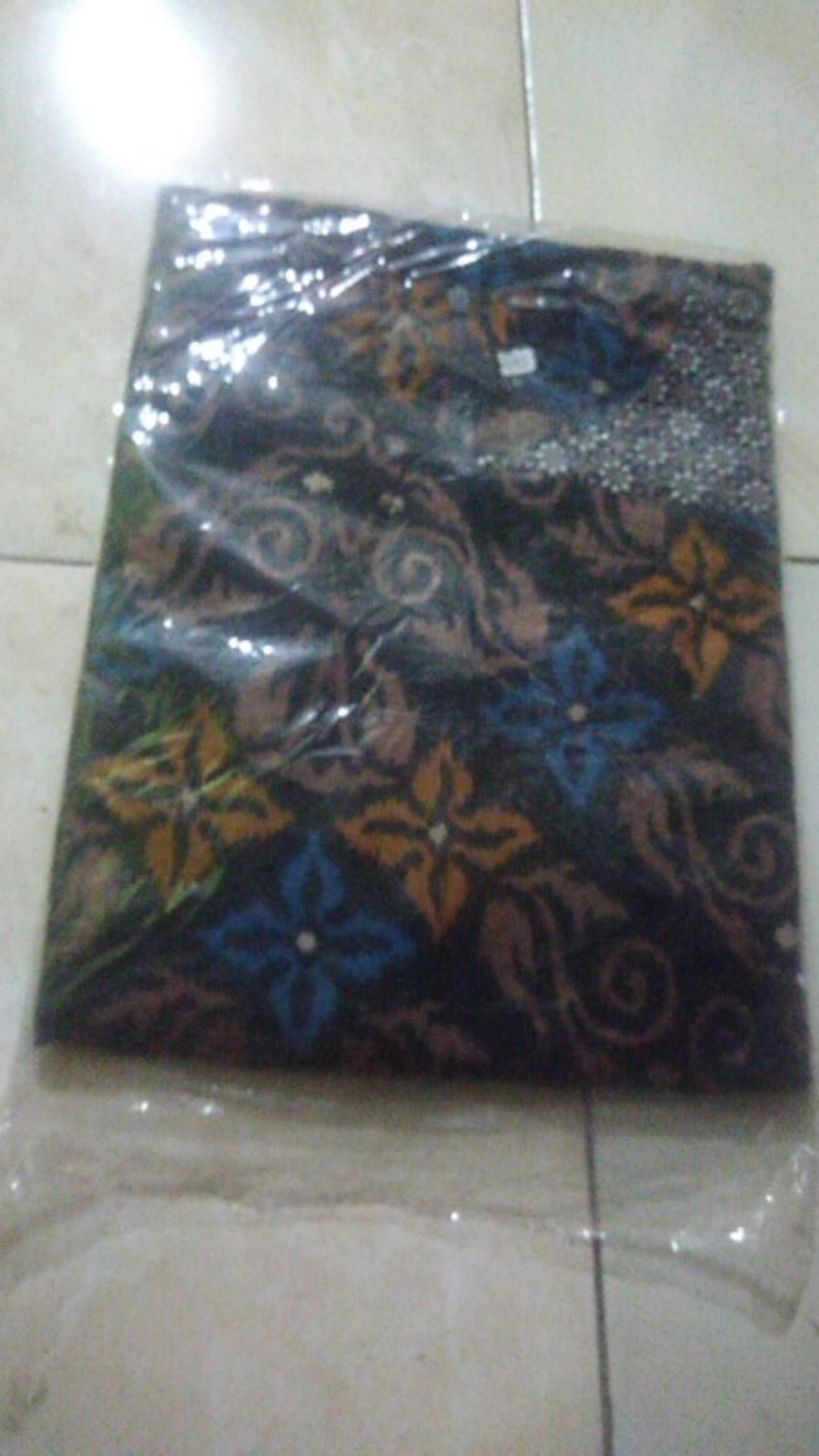 Set Baju Couple Batik Cardi, Batik Ndoro Jowi, Batik Halus Pekalongan Bes Seller Couple Terlaris