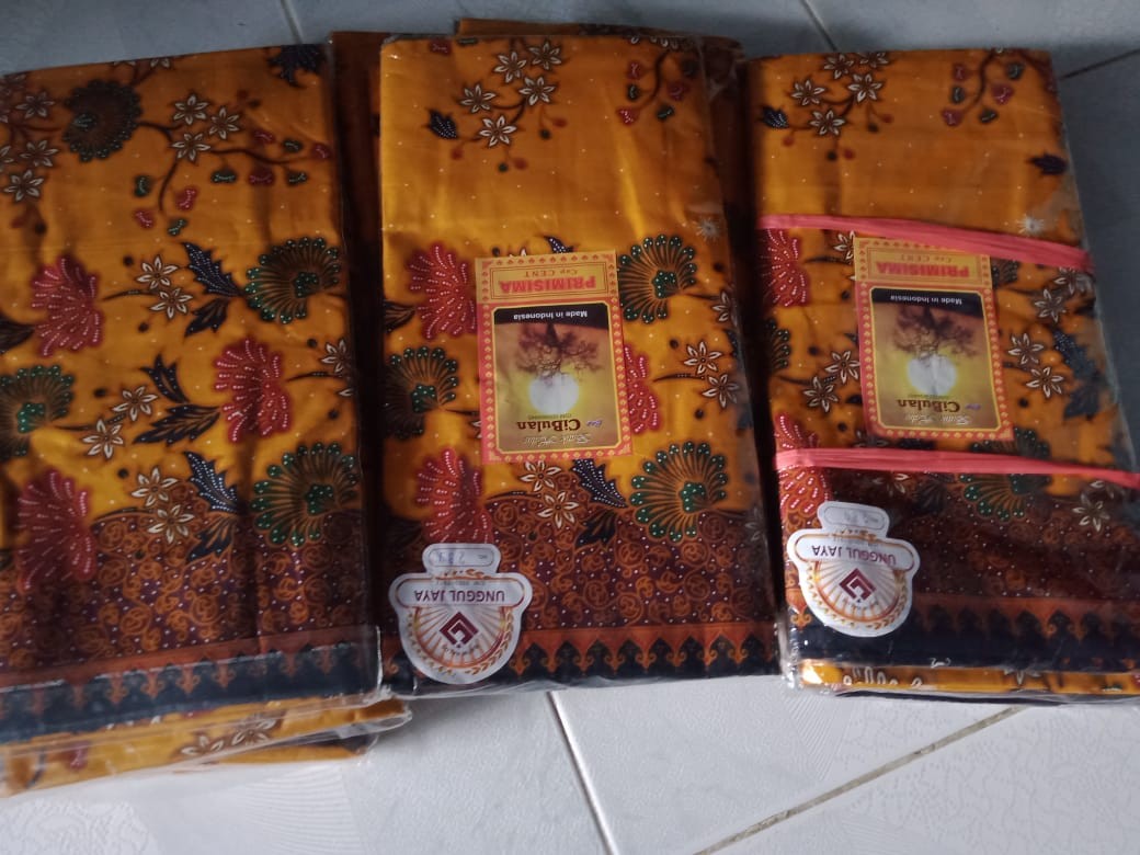 Sarimbit Couple Batik Maura Couple  Sania Ruffle Batik Couple Ori Ndoro Jowi Oleh Oleh Pekalongan