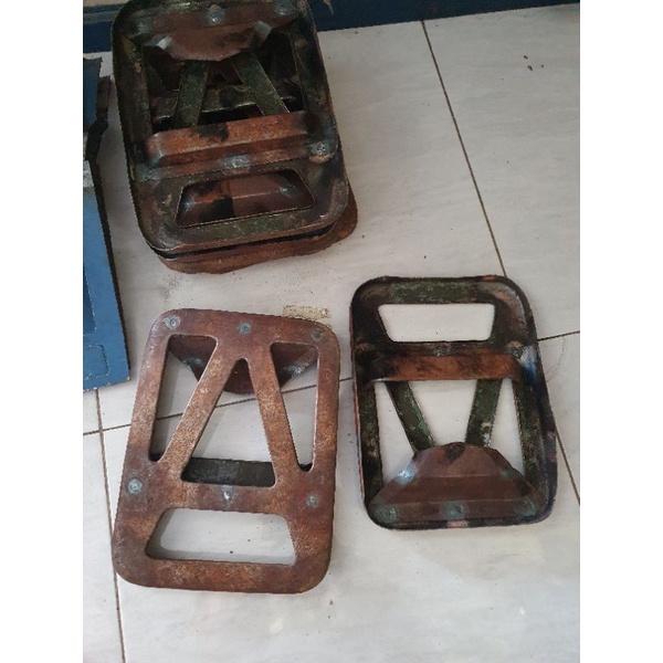 Dudukan jok belakang vbb