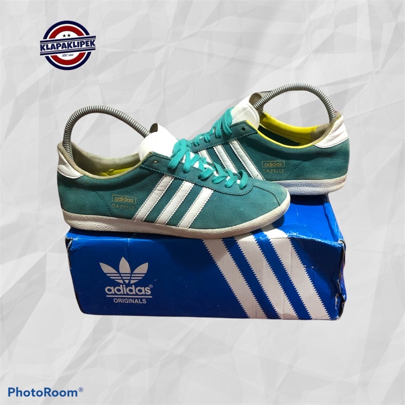 Adidas gazelle og second