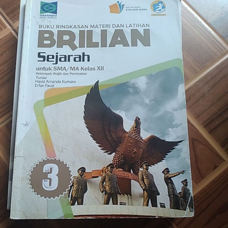 Brilian Sejarah SMU Kelas 12 Grafindo