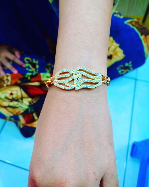 Gelang tangan rante lapis emas